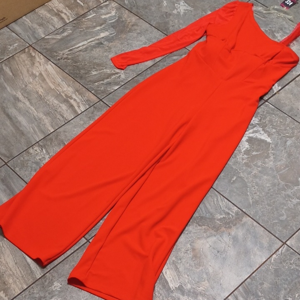 Elegant Orange Jumpsuit Large